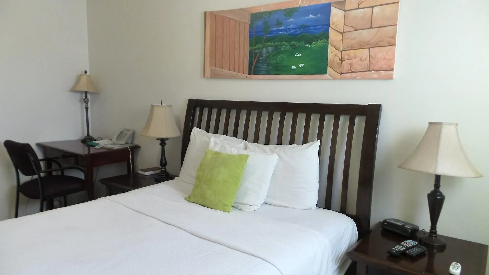 Grooms Beach Villa & Resort St. George's